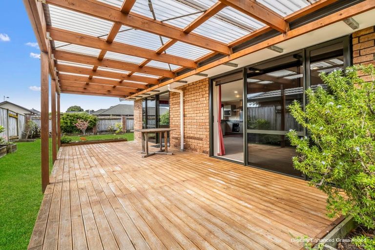 Photo of property in 1 Nevada Way, Kelvin Grove, Palmerston North, 4414