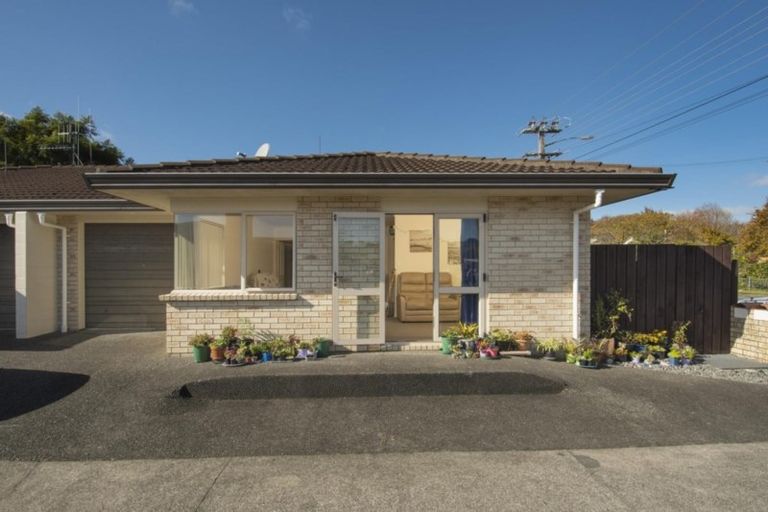 Photo of property in 83a Ngatai Road, Otumoetai, Tauranga, 3110