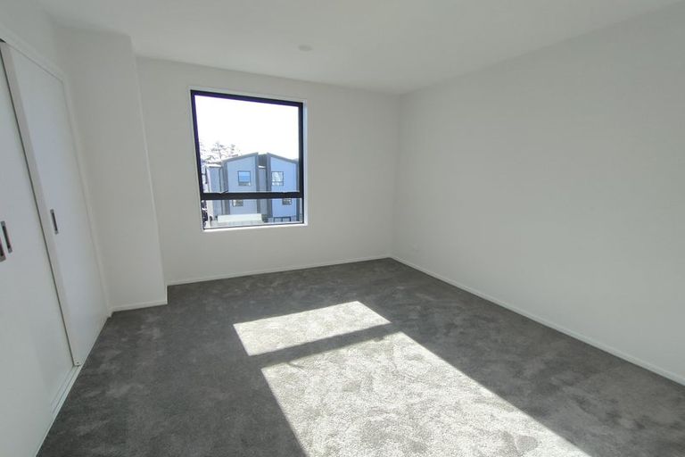 Photo of property in 7/32a Westgate Drive, Massey, Auckland, 0614