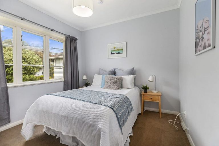 Photo of property in 129 Onslow Road, Khandallah, Wellington, 6035