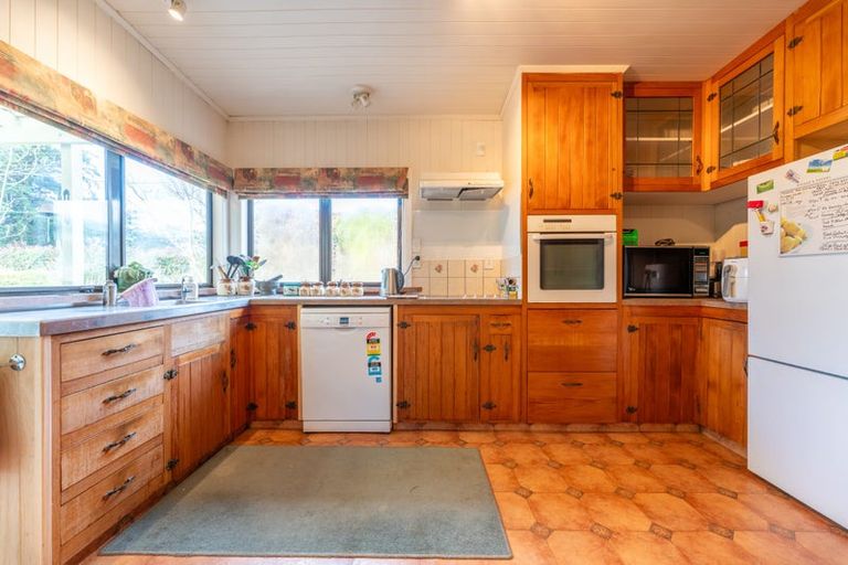 Photo of property in 284 Broad Gully Road, Morven, Waimate, 7979