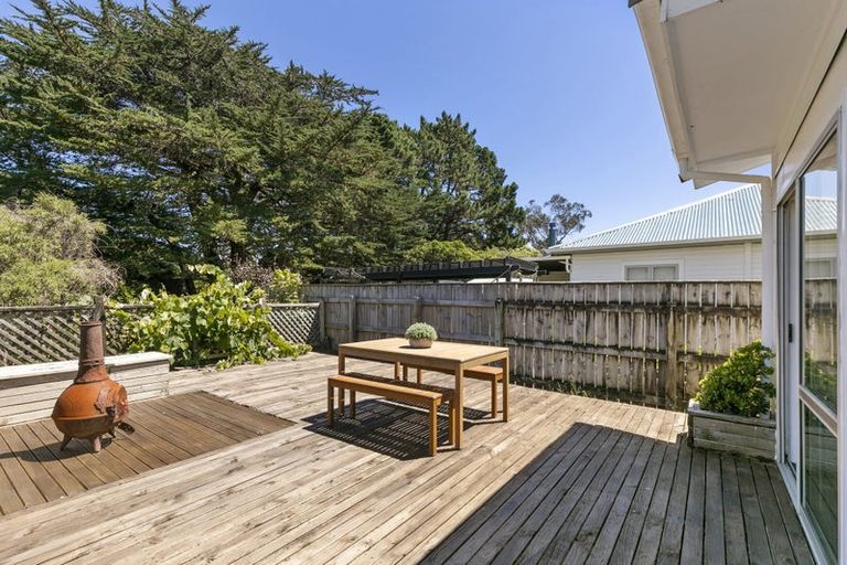 Photo of property in 46 Moores Valley Road, Wainuiomata, Lower Hutt, 5014