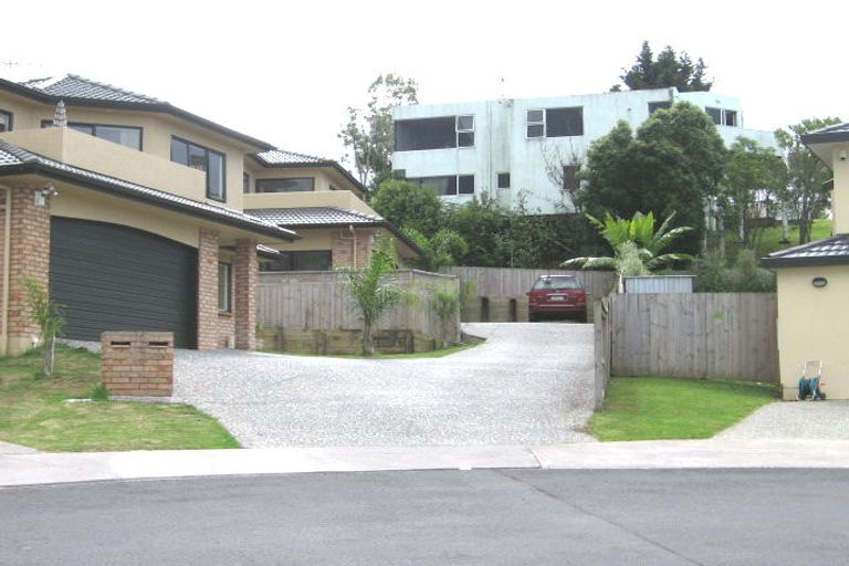 Photo of property in 62b Hogarth Rise, West Harbour, Auckland, 0618