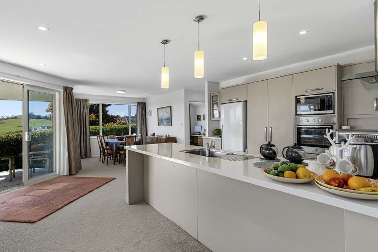 Photo of property in 6 Buxton Place, Ohauiti, Tauranga, 3112