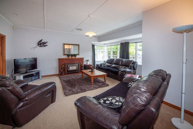 Photo of property in 10 Kipling Street, Johnsonville, Wellington, 6037
