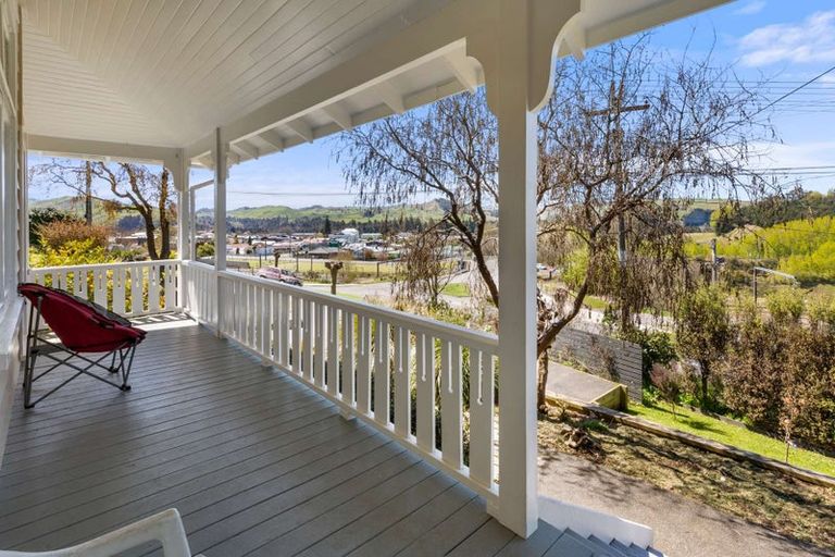 Photo of property in 2 Kaka Road, Taihape, 4720