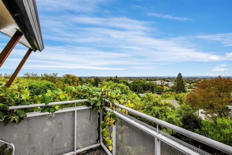 Photo of property in 23 Overdale Drive, Cashmere, Christchurch, 8022