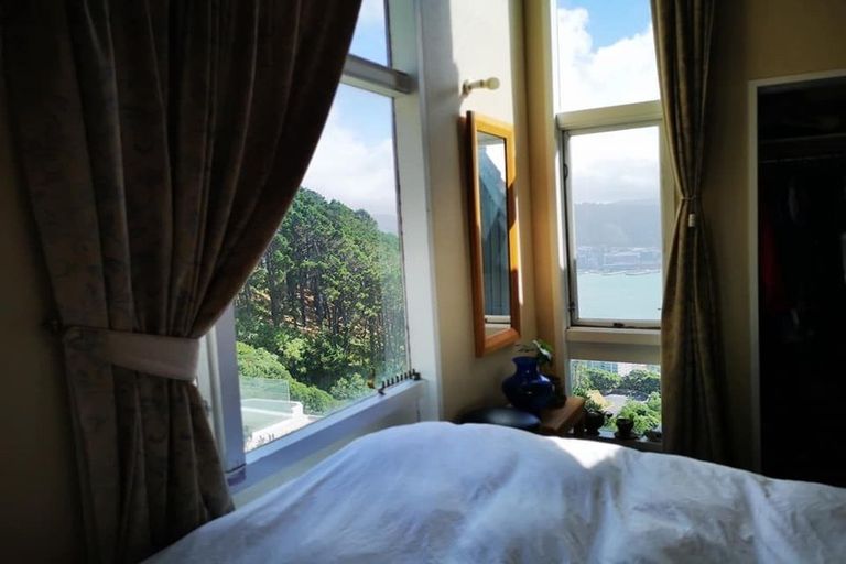 Photo of property in 39 Robieson Street, Roseneath, Wellington, 6011