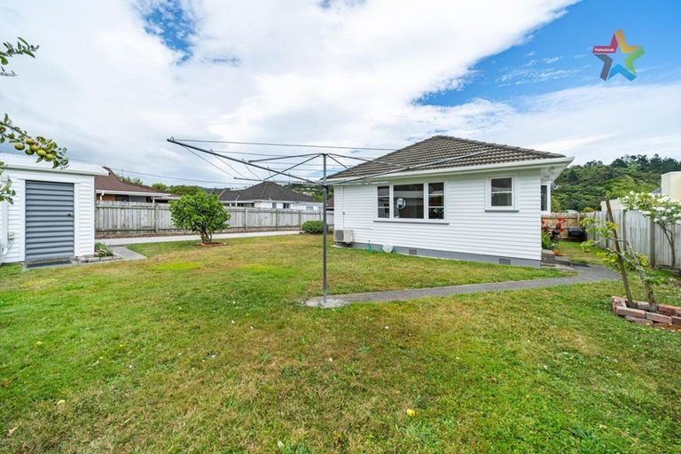 Photo of property in 145a Stokes Valley Road, Stokes Valley, Lower Hutt, 5019