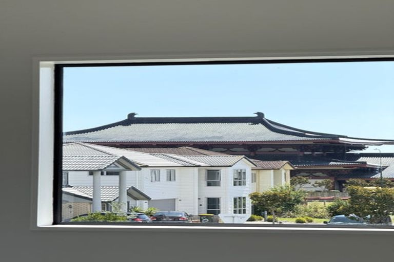 Photo of property in 35 Kestev Drive, Flat Bush, Auckland, 2016