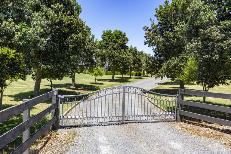 Photo of property in 57 Saddleton Road, Clarks Beach, Pukekohe, 2679