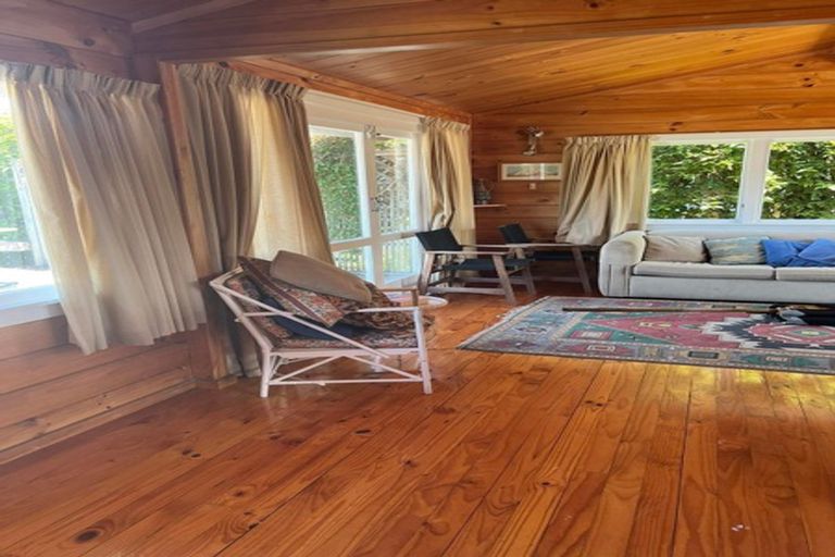 Photo of property in 12 Nisbet Terrace, Kinloch, Taupo, 3377