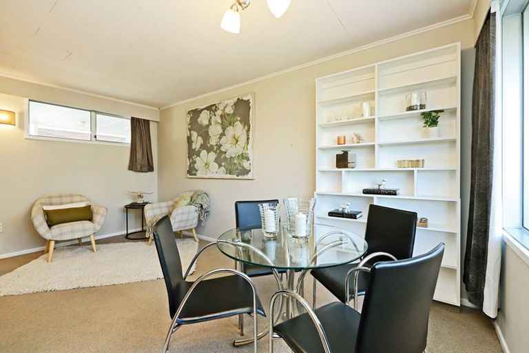 Photo of property in 2/308 Market Street South, Hastings, 4122