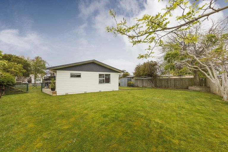 Photo of property in 7 Terry Crescent, Milson, Palmerston North, 4414
