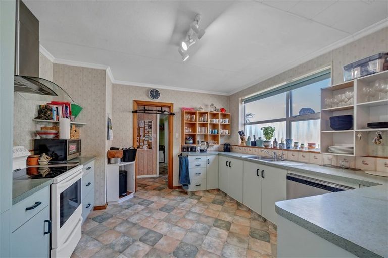 Photo of property in 36 Vogel Street, Hawera, 4610