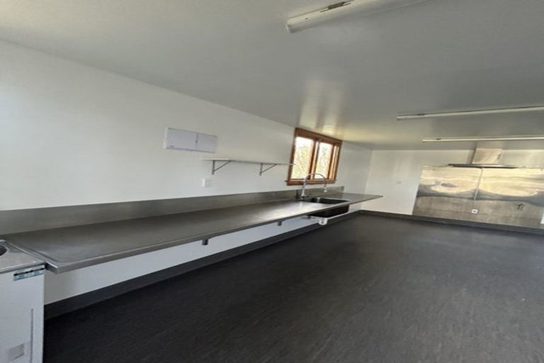 Photo of property in 21 Bay Road, Warrington, Waikouaiti, 9471