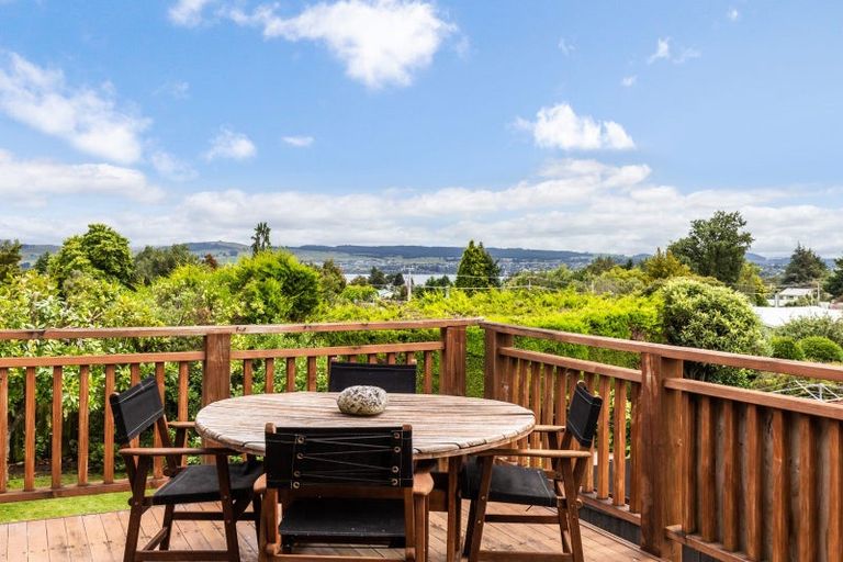 Photo of property in 69 Richmond Avenue, Richmond Heights, Taupo, 3330