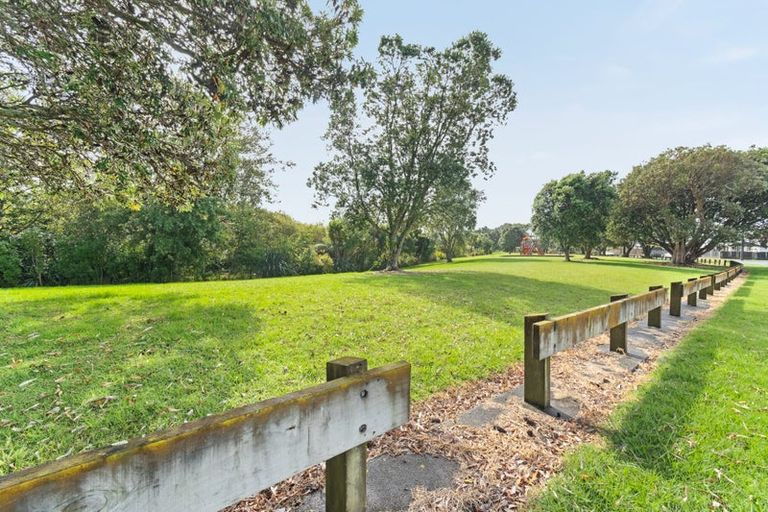 Photo of property in 16 Mayne Street, Waitara, 4320