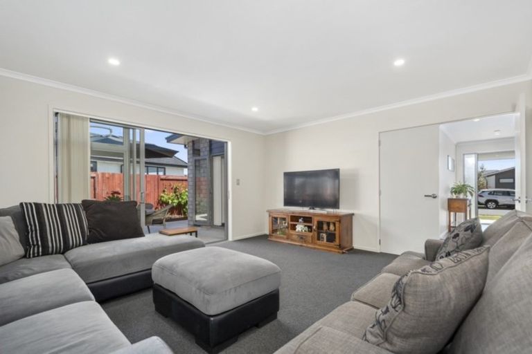 Photo of property in 78 Penetaka Heights, Pyes Pa, Tauranga, 3112