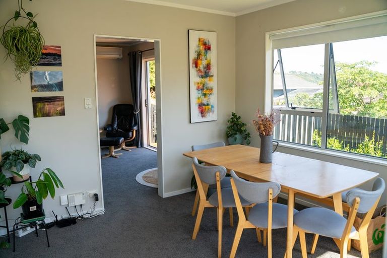 Photo of property in 6b Yarrow Place, Papakowhai, Porirua, 5024