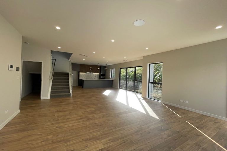 Photo of property in 20c Longshore Drive, Long Bay, Auckland, 0630