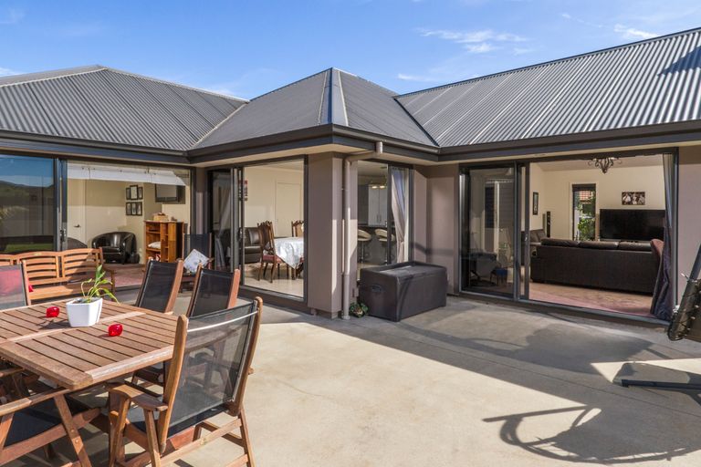 Photo of property in 42 Covent Drive, Stoke, Nelson, 7011