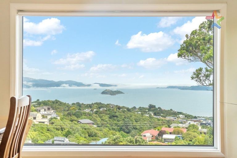 Photo of property in 12 Titiro Moana Road, Korokoro, Lower Hutt, 5012