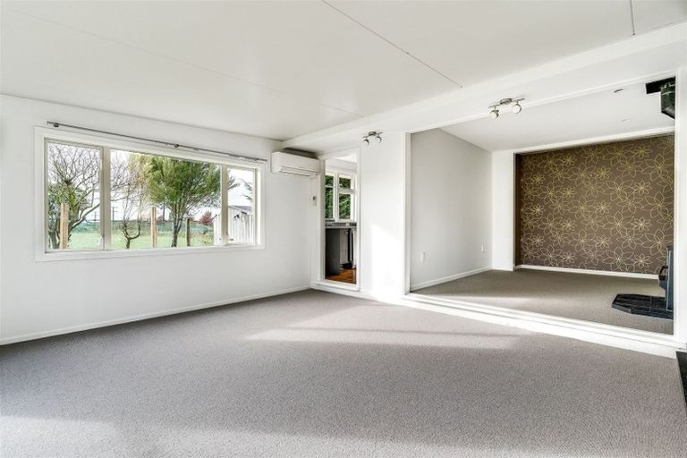 Photo of property in 3390 Main South Road, Dunsandel, 7682