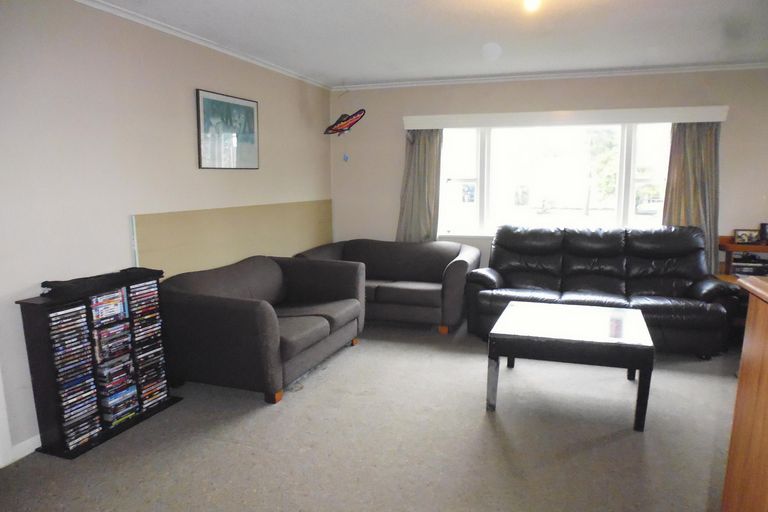 Photo of property in 2 Kowhai Avenue, Edgecumbe, 3120