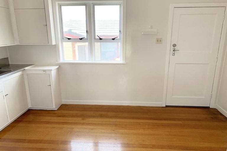 Photo of property in 164-166d Mount Wellington Highway, Mount Wellington, Auckland, 1060