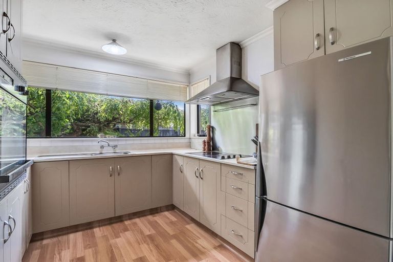 Photo of property in 2/56 Aorangi Road, Bryndwr, Christchurch, 8053