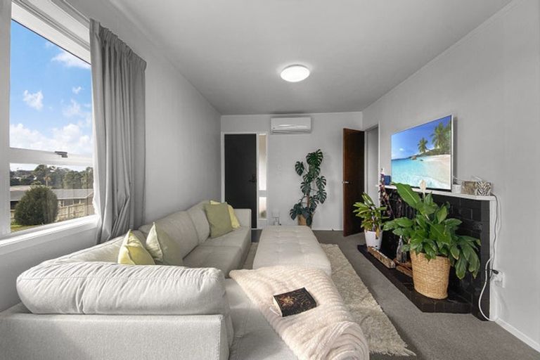 Photo of property in 345 Royal Road, Massey, Auckland, 0614