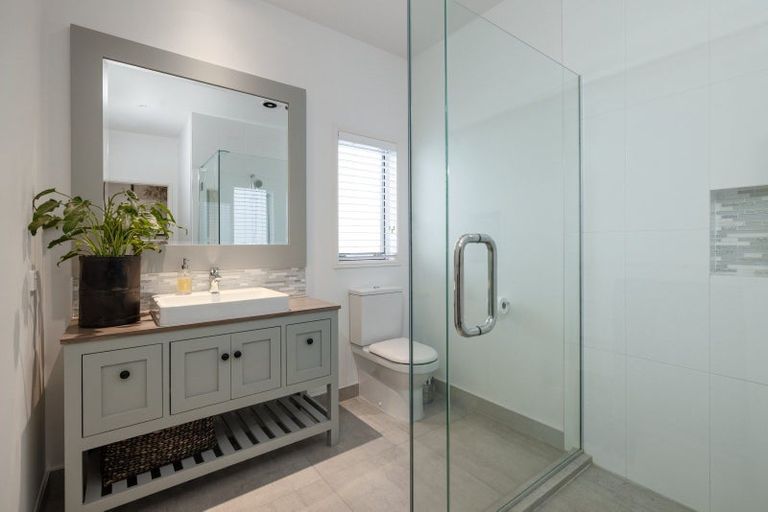 Photo of property in 18 Montia Close, Papamoa Beach, Papamoa, 3118