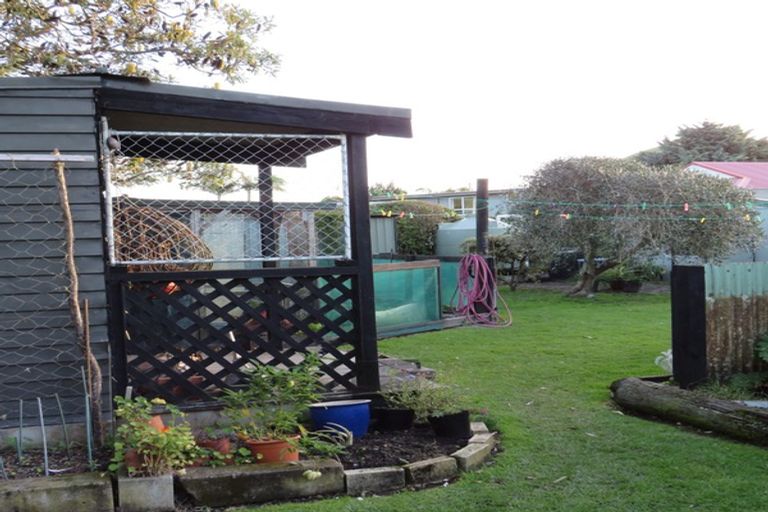 Photo of property in 53 Fortescue Street, Mahia, Nuhaka, 4198