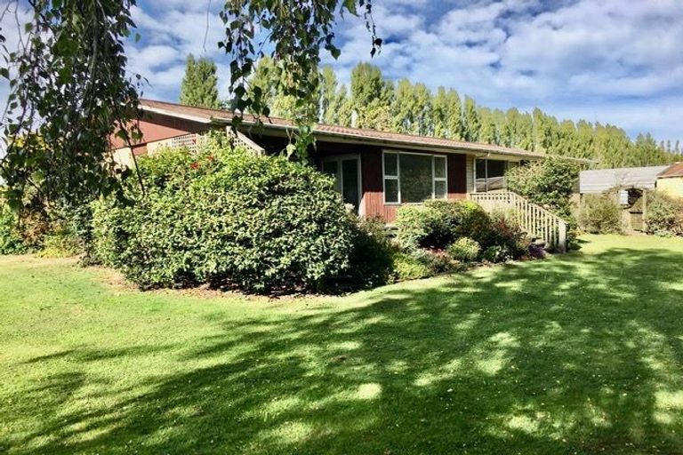 Photo of property in 65 Walters Road, Marshland, Christchurch, 8051