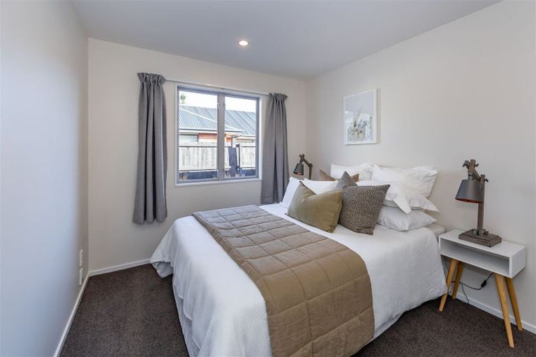 Photo of property in 15 Riverwood Boulevard, Redwood, Christchurch, 8051