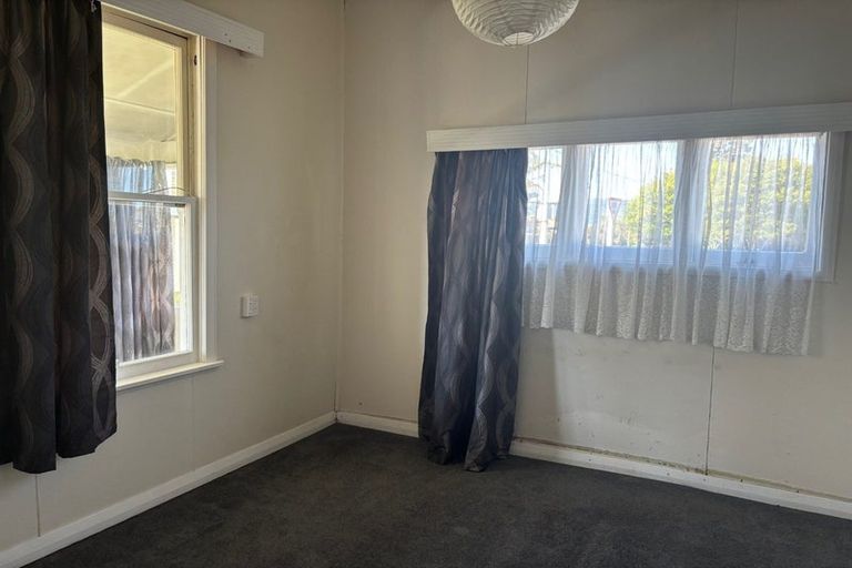 Photo of property in 66 Peel Street, Westport, 7825