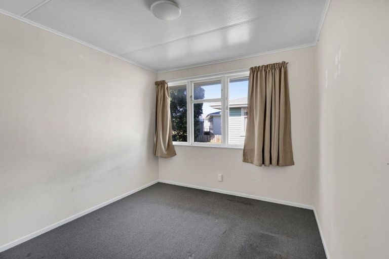 Photo of property in 48 Marama Crescent, Spotswood, New Plymouth, 4310