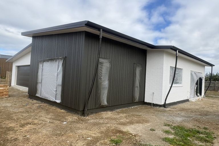 Photo of property in 27 Whakahaumako Road, Leamington, 3495