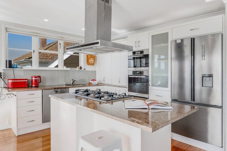 Photo of property in 93 Dunkirk Road, Panmure, Auckland, 1072