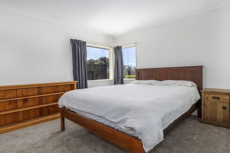 Photo of property in 22 Grande View Terrace, Ohau, Levin, 5570