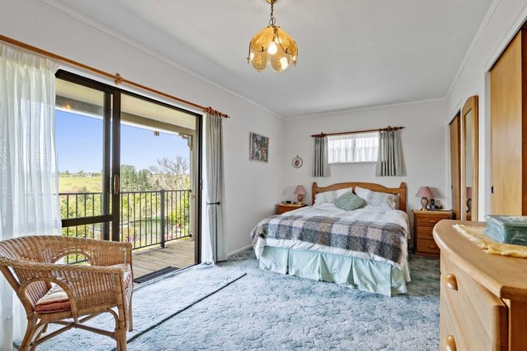 Photo of property in 5c Lindaver Grove, Merrilands, New Plymouth, 4312