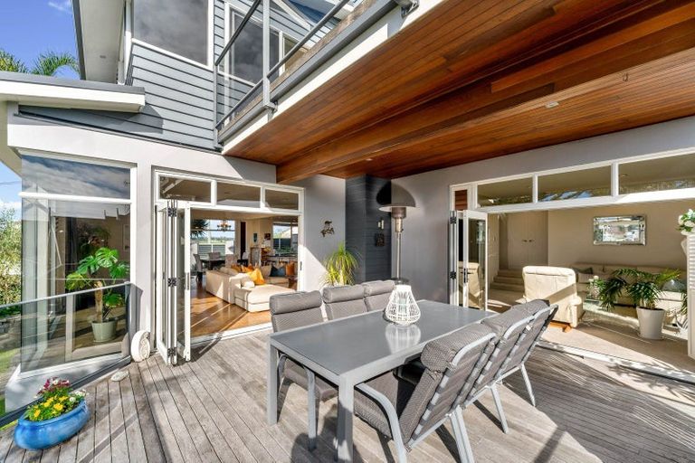 Photo of property in 154 Sandspit Road, Shelly Park, Auckland, 2014