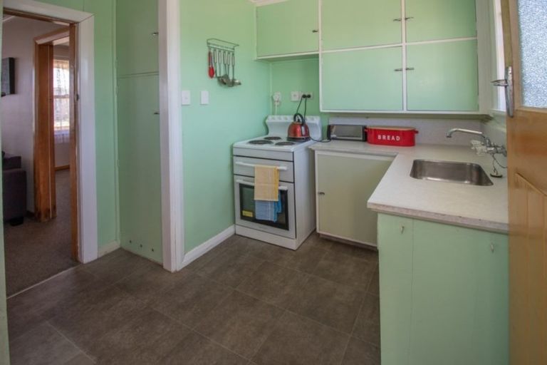 Photo of property in 1 Renwick Street, Seddon, 7210