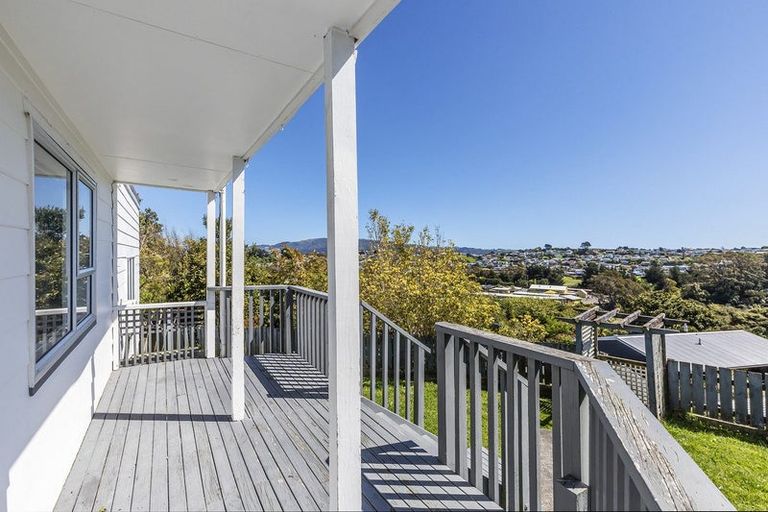Photo of property in 11 Adventure Drive, Whitby, Porirua, 5024