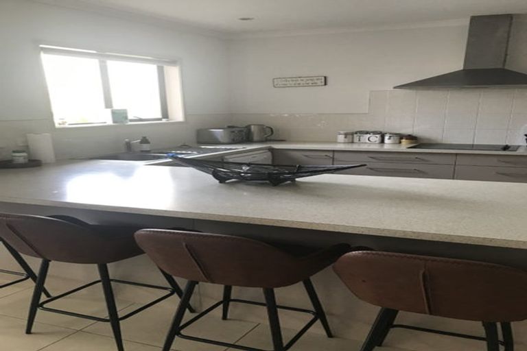 Photo of property in 22e Weka Street, Mangawhai, 0505