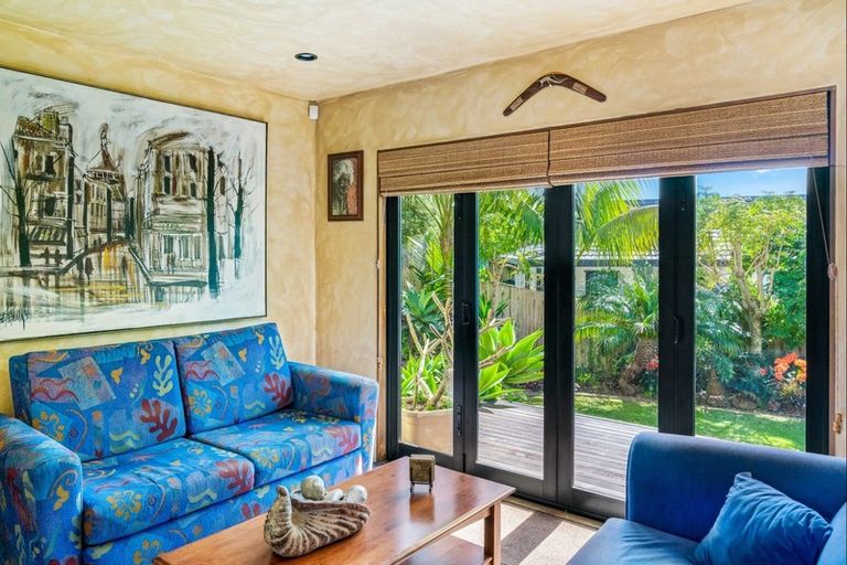 Photo of property in 14 Coral Court, Gulf Harbour, Whangaparaoa, 0930