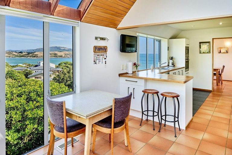 Photo of property in 1 Roys Road, Plimmerton, Porirua, 5026