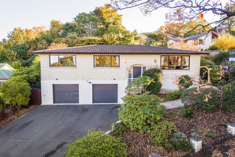 Photo of property in 41 Glenross Street, Glenross, Dunedin, 9011