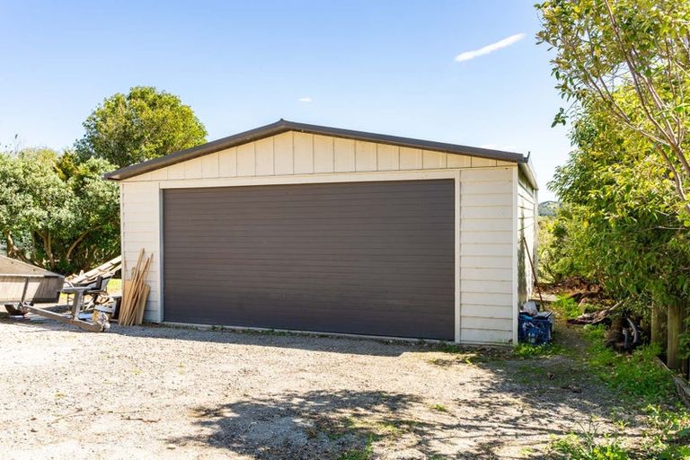 Photo of property in 46 Gorge Road, Maungaturoto, 0520